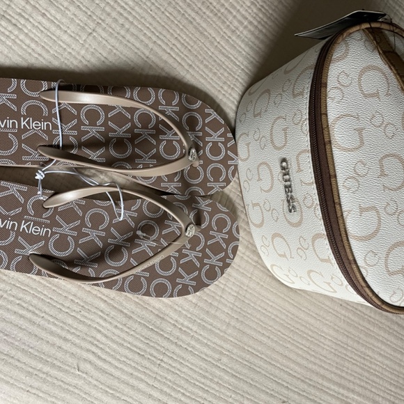 Sleepers - Picture 4 of 4